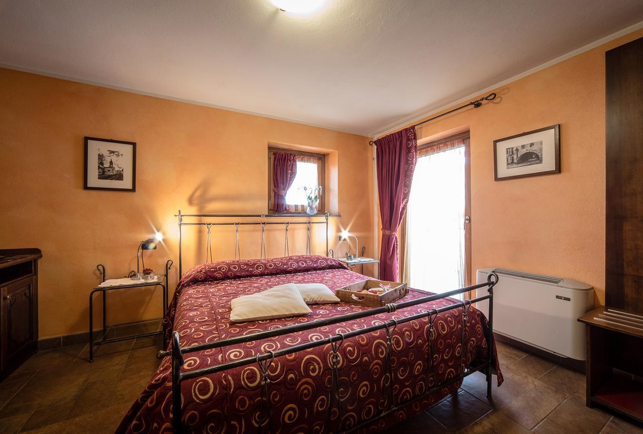 Bed and Breakfast Lo Teisson Pollein Zewnętrze zdjęcie